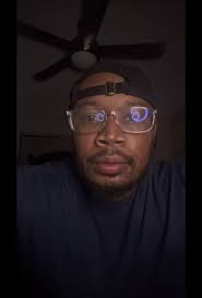 🚨 IT'S OFFICIALLY HERE! 🚨 My new single “Make It” is OUT NOW and  streaming everywhere! 🔥🎶Here's the link  https://artists.landr.com/056870506449Go give it a listen, hit the follow  button,add it to your playlists,and