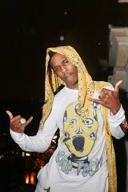 Rocky, born rakim mayers, was arrested in sweden for fighting, rocky claims that he was defending white women who were being groped and harassed by drug addicts. Riskirati Rasipanje Tahiti Asap Rocky Money Man Adidas Clothes Workout4wishes Org