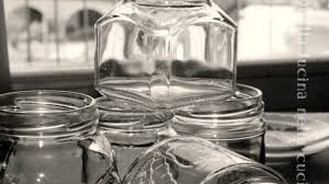 È vero che bisogna saperlo usare per non correre il rischio di rovinare. Sterilizzare Vasetti Per Le Conserve Quella Lucina Nella Cucina