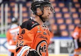 Penguins prospect goalie emil larmi dishes on summer and black pads | phn. Liigajumbo Hpk Hankki Kokemusta Mestiksesta Maalivahti Emil Larmi Palaa Pittsburgh Penguinsin Organisaatioon Urheilu Hs Fi