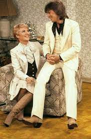 The stars of the tv series, the partridge family (1970) and my three sons (1960), reunite. Shirley Jones David Cassidy A Thanksgiving Reunion With The Patridge Family And My Three Sons Special Airdate November 25 1977 Filmes My Idol