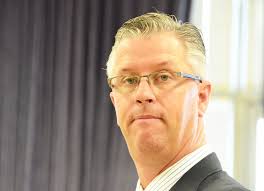 Eyewitness says shoe fell 'out of the sky' after cop struck man in fatal  hit-and-run