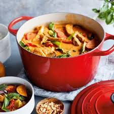 Le Creuset Signature Deep Round Dutch Oven 5 25 Qt Sur La Table Healthy Chicken Recipes Curry Chicken Recipes Soup Dinner