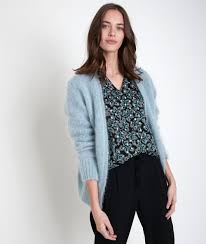 Les gilets femmes de maison 123 ont été conçus minutieusement avec des matières de haute qualité pour s'adapter à toutes les morphologies féminines. Gilets En Laine Gilets En Dentelle Femme Maison 123