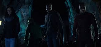 In Marvel'S Defenders Trailer, Why Is Matt Murdock Not Wearing His  Daredevil Armor Suit When He'S Fighting Alongside New Heroes? - Quora
