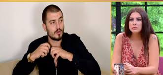 Melis buse betkayan'ın pek çok takipçisi bu poza tuhaf ve uygunsuz diyerek tepki gösterdi. Canli Yayinda Birbirlerine Girdiler Melis Buse Betkayan Ve Batuhan Cimilli Den Agza Alinmayacak Sozler