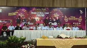 Pertama, pada tahun 2000 di metro tv. Bersama Rcti Tmii Gelar Pagelaran Musik Spektakuler Di Malam Tahun Baru Okezone Celebrity