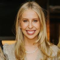 Heather Priestley's Instagram, Twitter & Facebook