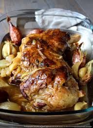 Epaule D Agneau Confite Au Four Mijotee Dans Son Jus Aux Epices Douces Les Epices Rient Agneau Confit Recette Epaule Agneau Epaule Agneau Confite