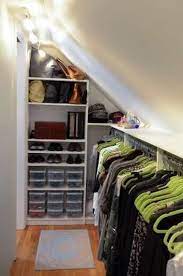 Adapter un dressing ikea en sous pente. Faire Un Dressing Pas Cher Soi Meme Facilement Dressing Sous Combles Idee Dressing Faire Un Dressing