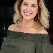 Shannon Mackey's Instagram, Twitter & Facebook