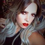 Angela Vogler's Instagram, Twitter & Facebook