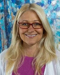 Eva Mccallister's Instagram, Twitter & Facebook