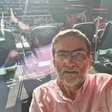 Another reunion meetup with fellow aviation enthusiasts to rekindle long  held friendships. Wonderful camerarderie and great fun catching up. Even  met #youtuber @bigjet.tv #jerrydyers and some some nice planes too 😁