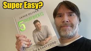 5 Ingredients: Quick & Easy Food: Oliver, Jamie: 9781250303882: Amazon.com:  Books