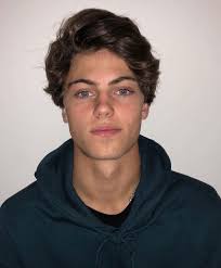 Pin By Lauren Vaughn On Boys Cute Boys Cute White Boys Beautiful Boys