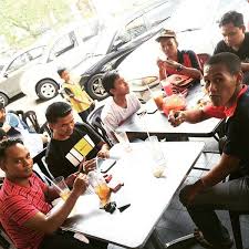 Pejabat kesihatan daerah gombak no 23 & 25, jalan 2/8, bandar baru selayang, 68100 batu caves, selangor darul ehsan tel : Pejabat Kesihatan Daerah Gombak Government Building In Batu Caves