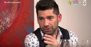 Que chilevision conduzca el festival. Karim Butte Sobre Su Peor Experiencia Habian Unos 500 Muertos Dentro De La Iglesia Chilevision