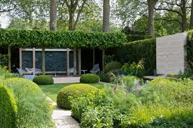 Indoor gardening caters to a lot of people, from the inexperienced up to the experts. Low Maintenance Garden Ideas Livingetc
