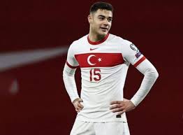 Check out his latest detailed stats including goals, assists, strengths & weaknesses and match ratings. Ozan Kabak Kimdir Ozan Kabak Kac Yasinda Nereli Ozan Kabak Hangi Takimda Oynuyor Haberler