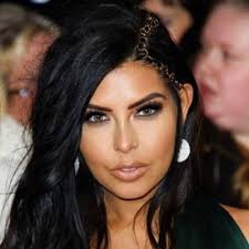 Jessica Brough (@jesstaplin)