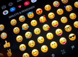 Emojis secretos: a nova linguagem do amor livre e os códigos que revelam relacionamentos abertos