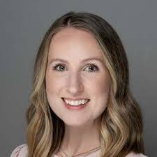 Lori Pulliam's Instagram, Twitter & Facebook