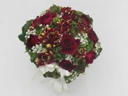 Wisst noch nicht, welche farbe, welche blumen in dieser fotostory zeigen wir euch hochzeitsstrauß beispiele, die hochzeitsfotograf. Hochzeitsfloristik Lotte Swantje