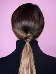 5 Superschnelle Frisuren Fur Den Perfekten Start In Den Montagmorgen Schnelle Frisuren Lange Haare Frisuren Lange Haare Arbeit Frisuren Lange Haare Pferdeschwanz