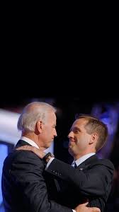 Watch short videos about #bidengrandson on tiktok. Meet The Bidens Who S Who Of The New First Family