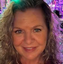 Is there anyone that does dog and cat sitting/walking services in the  owner's home? I need help in December. Please message.