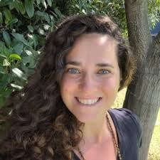 Trabajos de niñera en Roldán >$1500/hora