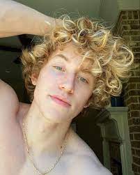 Cloe Curly Hair Men Cute Blonde Boys Blonde Boys