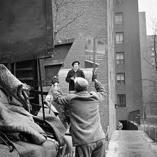 Self Portraits Vivian Maier Photographer En 2020 Vivian Maier Portrait Photographie