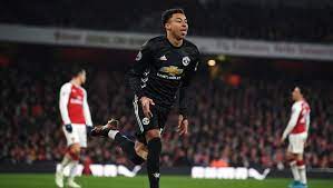 Red Devils Star Jesse Lingard Shows Off Flashy Personalised Phone Case In Tribute To Goal Vs Arsenal Ht Media