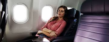 Given on the same lines, comes the united airlines international first class suite. United First