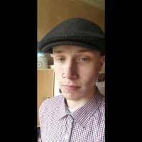 70+ profili według frazy „Bloch”