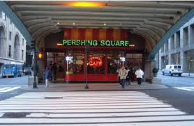 Its proximity to grand central station gives pershing square a feeling of travel, movement and buzzy midtown energy. Pershing Square Cafe 90 East 42nd Street And Park Avenue Manhattan The Best Breakfast Ever Viajes
