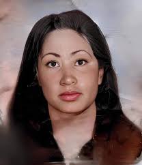 Hola, me ayudarían a restaurar la foto de mi madre por favor! Es la única  que pude rescatar de su juventud y será un gran regalo para que recuerde lo  bella que