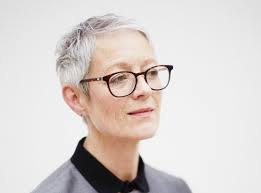 This hairstyle involves the hair falling all over the head to have a shaggy look. Glasses For Grey Hair 40 Spectacular Styles Banton Frameworks