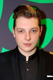 Fayl:John-Newman 2014-01-18 1846 photoby-Adam-Bielawski.jpg — Vikipediya