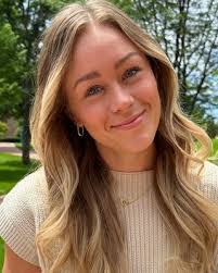 Chandra Mclaughlin's Instagram, Twitter & Facebook