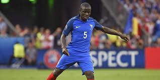 La conviction que l'équipe de france pouvait gagner l'euro s'est érodée. Euro 2016 Equipe De France Pourquoi Kante A Mis Tout Le Monde D Accord Le Point