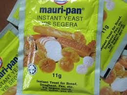 Sediakan yis mauripan, gula, air suam mengikut sukatan bagi kuih tertentu. Facebook