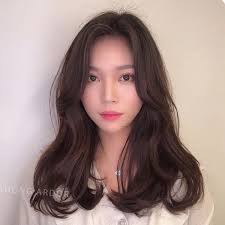 Discover (and save!) your own pins on pinterest B E A R Medium Hair Styles Long Hair Styles Ulzzang Hair