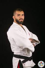 Toma, judoka belge d'origine bulgare commence le judo dès son plus jeune âge au royal crossing club de schaerbeek. Toma Nikiforov Ijf Org