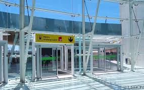 Uma com 3 638 metros, outra com 3 211 metros e uma terceira com 2 987 metros. Lisbon Airport Lis Airport And Transport Information