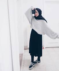Hari ini nggak bahas tentang itu, disini buat yang menginginkan koleksi terbaru dari beragam busana khususnya untuk baju baik pria maupun wanita, dewasa atau anak anak yang bisa menjadi penunjang penampilan kamu ketika pergi ke pesta atau acara lainnya. Macam Macam Rok Namanya Sista Sista Yang Harus Diketahui