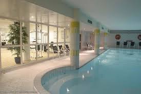 Piscine Interieure Picture Of Mercure Chantilly Resort Conventions Vineuil Saint Firmin Tripadvisor
