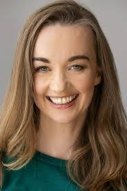 Simone Walker's Instagram, Twitter & Facebook